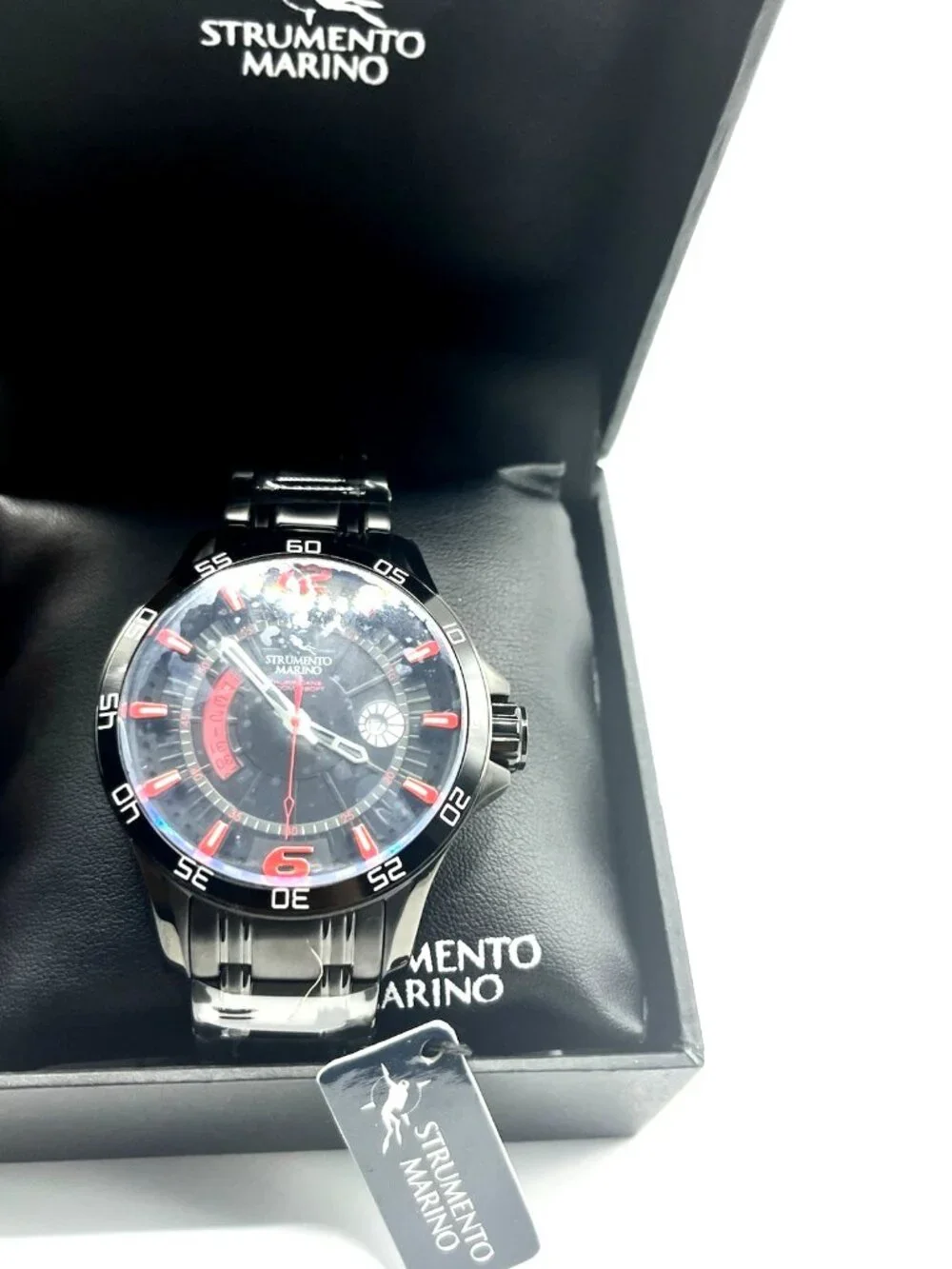 Strumento Marino Hurricane Men’s Diver Watch 300M Black Red - New